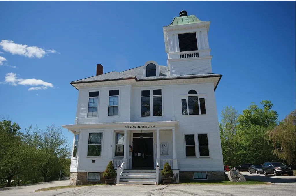 685 Candia Road Chester NH 03036