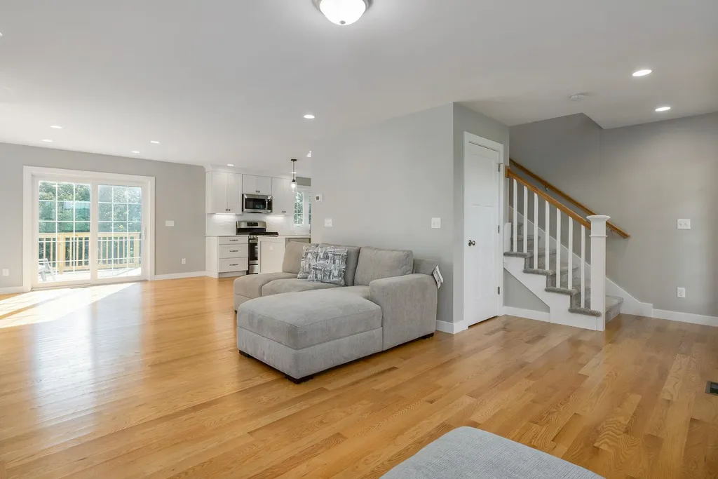 9 Kennard Road Epping NH 03042