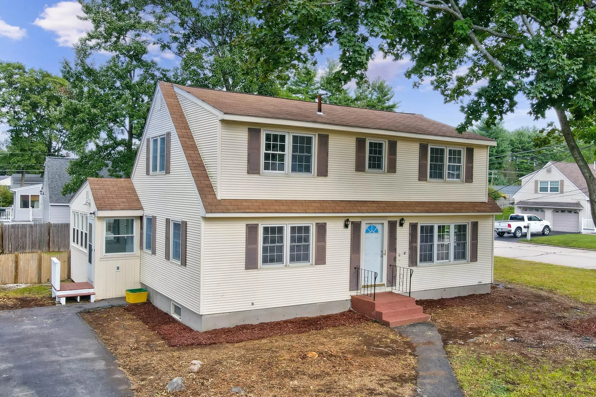 6 Parkhurst Drive Nashua NH 03062