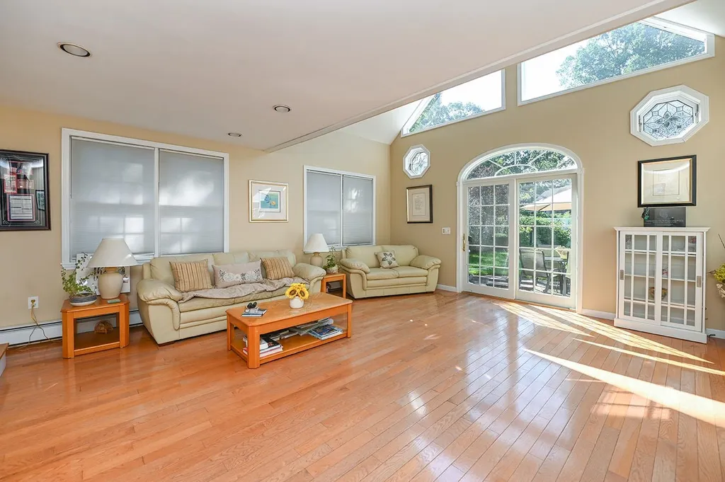206 Oak Ridge Road Plaistow NH 03865