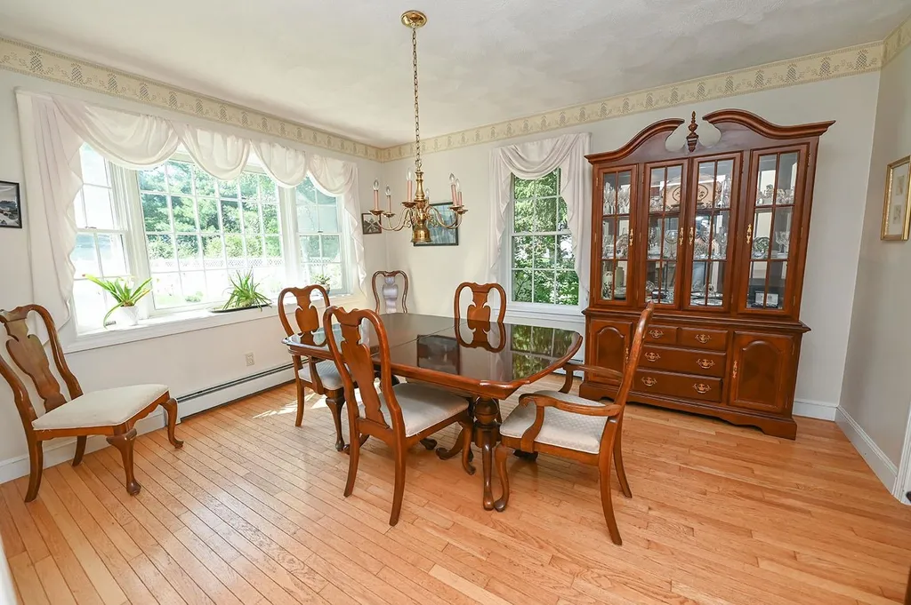 206 Oak Ridge Road Plaistow NH 03865