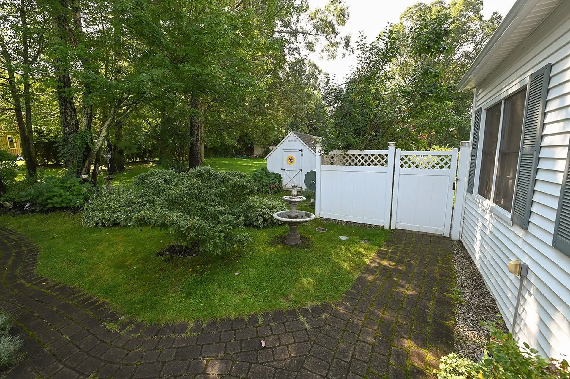 206 Oak Ridge Road Plaistow NH 03865