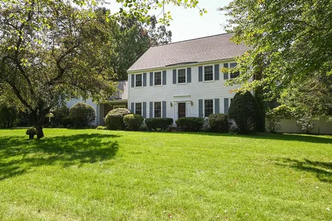 206 Oak Ridge Road Plaistow NH 03865