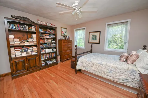 206 Oak Ridge Road Plaistow NH 03865