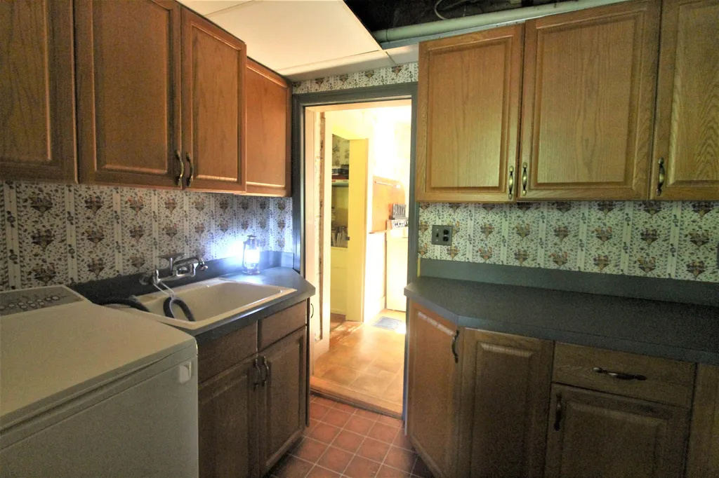 38 Church Street Kingston NH 03848