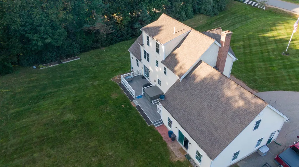4 Fox Hollow Drive Newmarket NH 03857