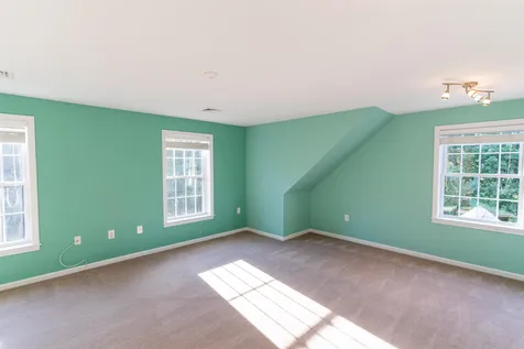 4 Fox Hollow Drive Newmarket NH 03857