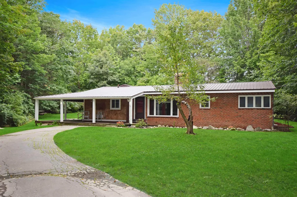 1 Pendexter Road Durham NH 03824