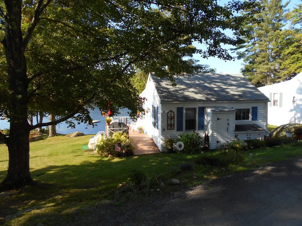 51 Meredith Center Road Meredith NH 03253