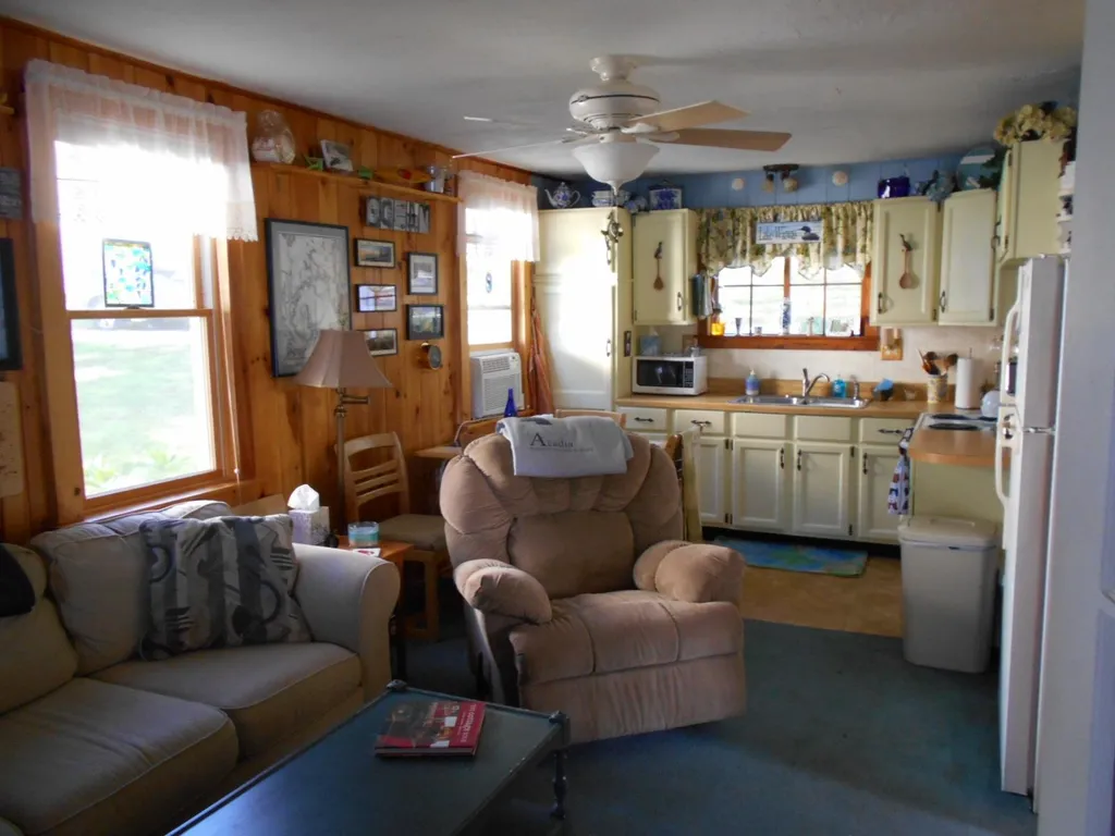 51 Meredith Center Road Meredith NH 03253