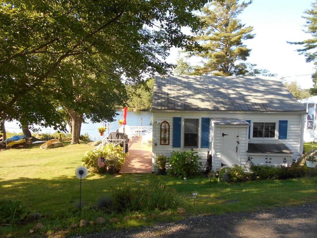 51 Meredith Center Road Meredith NH 03253