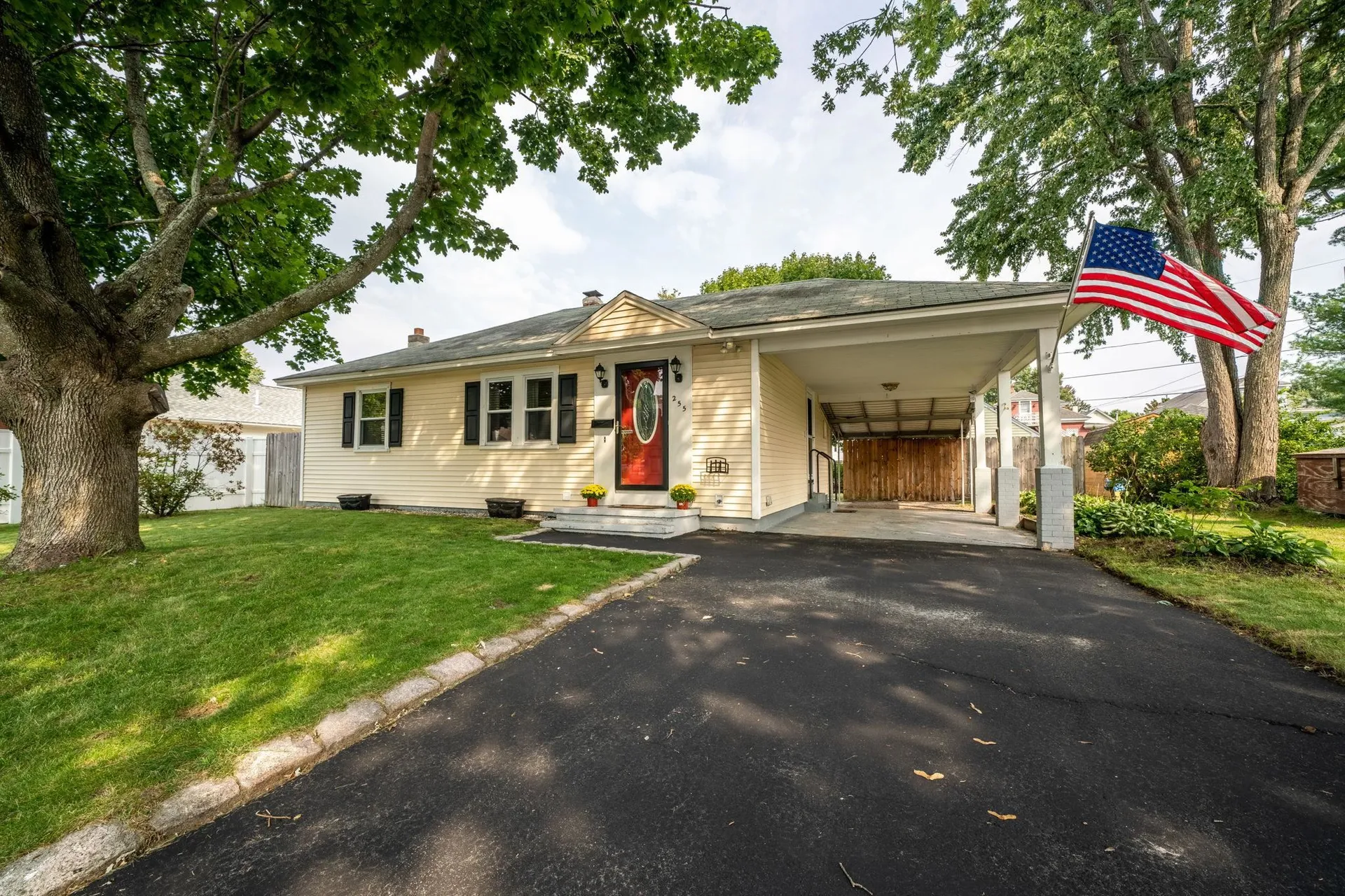 255 Reed Street Manchester NH 03102