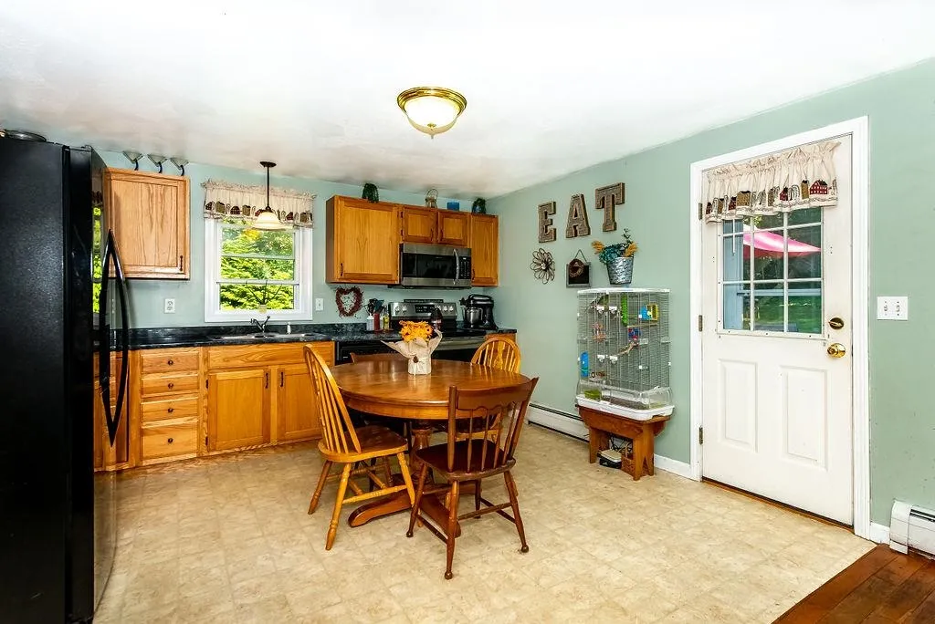 26 Old Pittsfield Road Northwood NH 03261