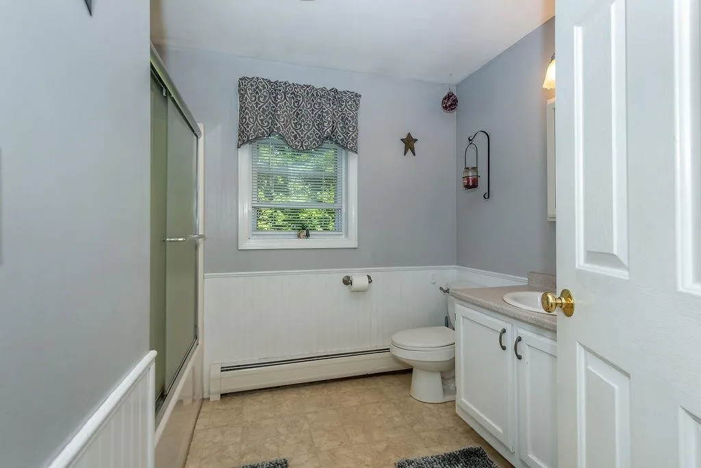 26 Old Pittsfield Road Northwood NH 03261