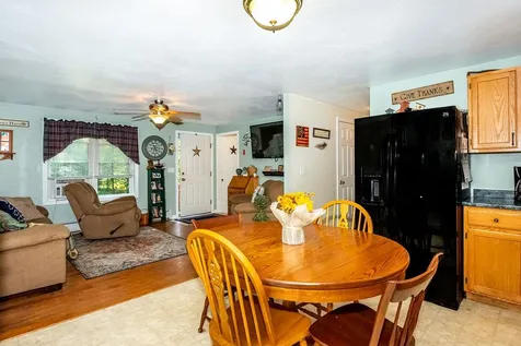 26 Old Pittsfield Road Northwood NH 03261