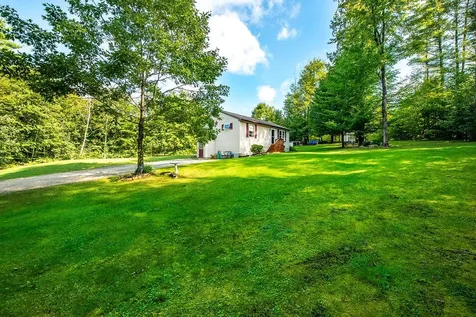 26 Old Pittsfield Road Northwood NH 03261