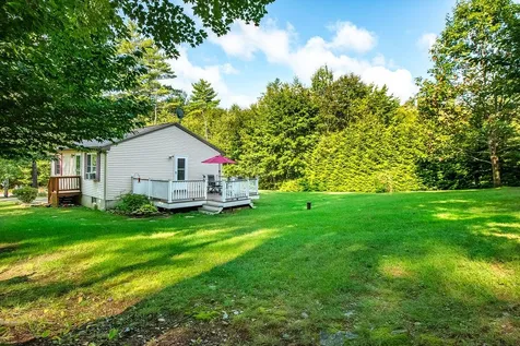 26 Old Pittsfield Road Northwood NH 03261