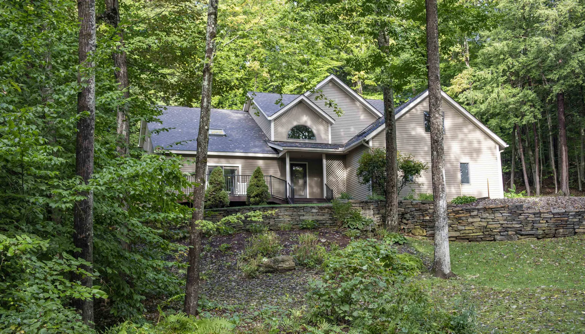96 Morgan Road Hartford VT 05059