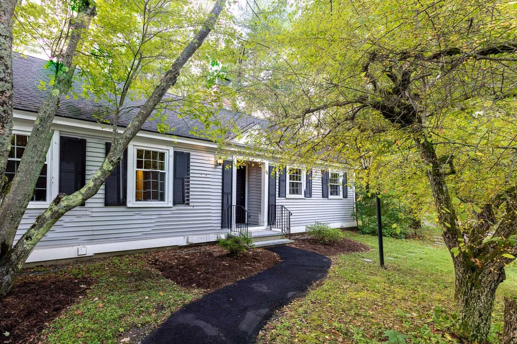 28 Willow Spring Circle Hanover NH 03755