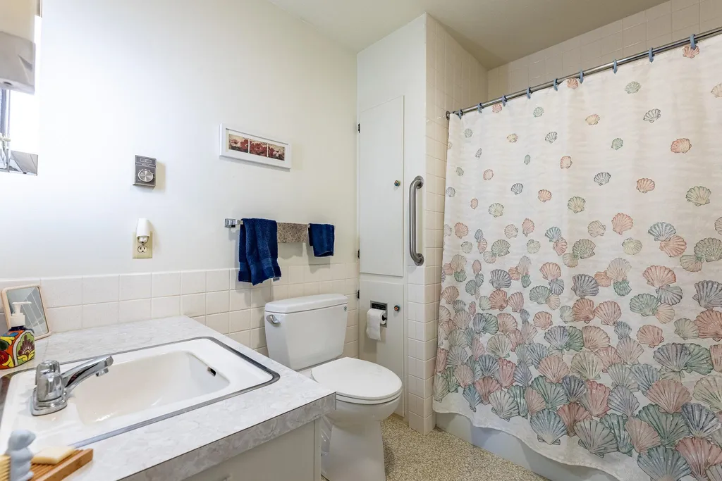 28 Willow Spring Circle Hanover NH 03755
