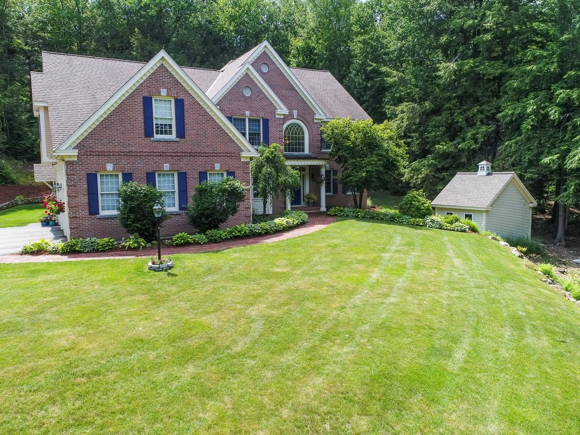 126 Powder Hill Road Bedford NH 03110