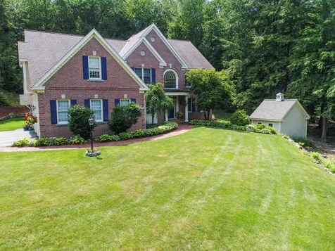 126 Powder Hill Road Bedford NH 03110