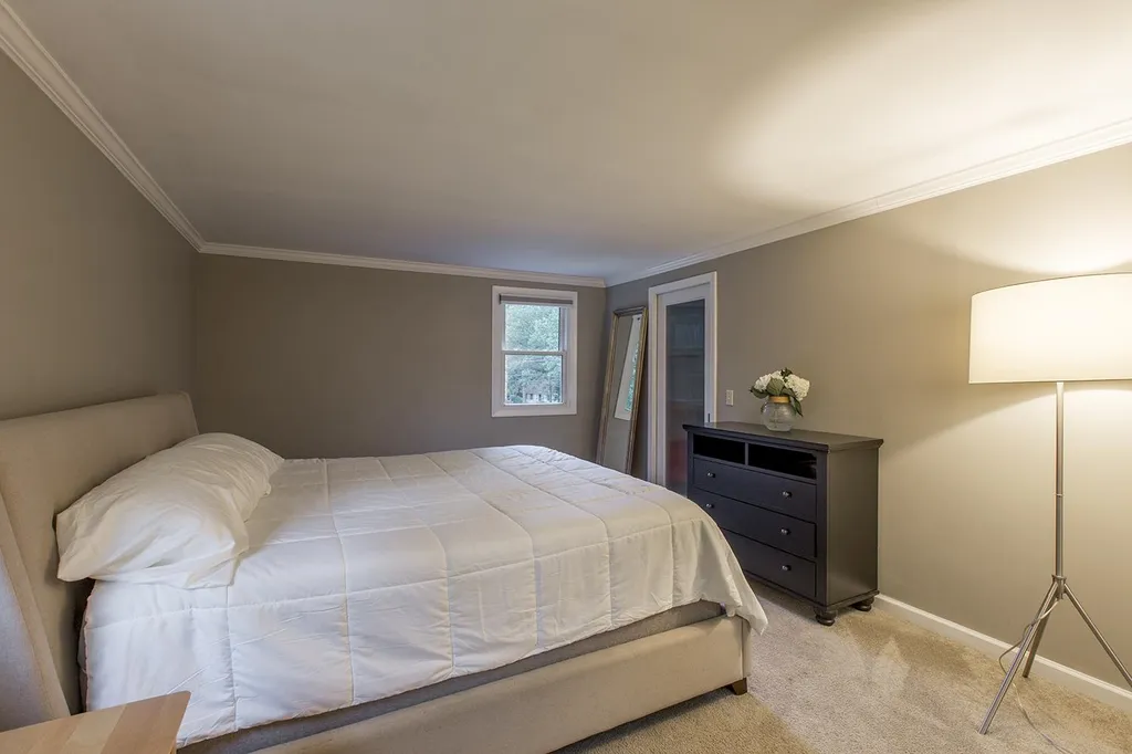 30 Ffrost Drive Durham NH 03824