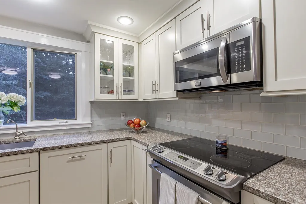 30 Ffrost Drive Durham NH 03824