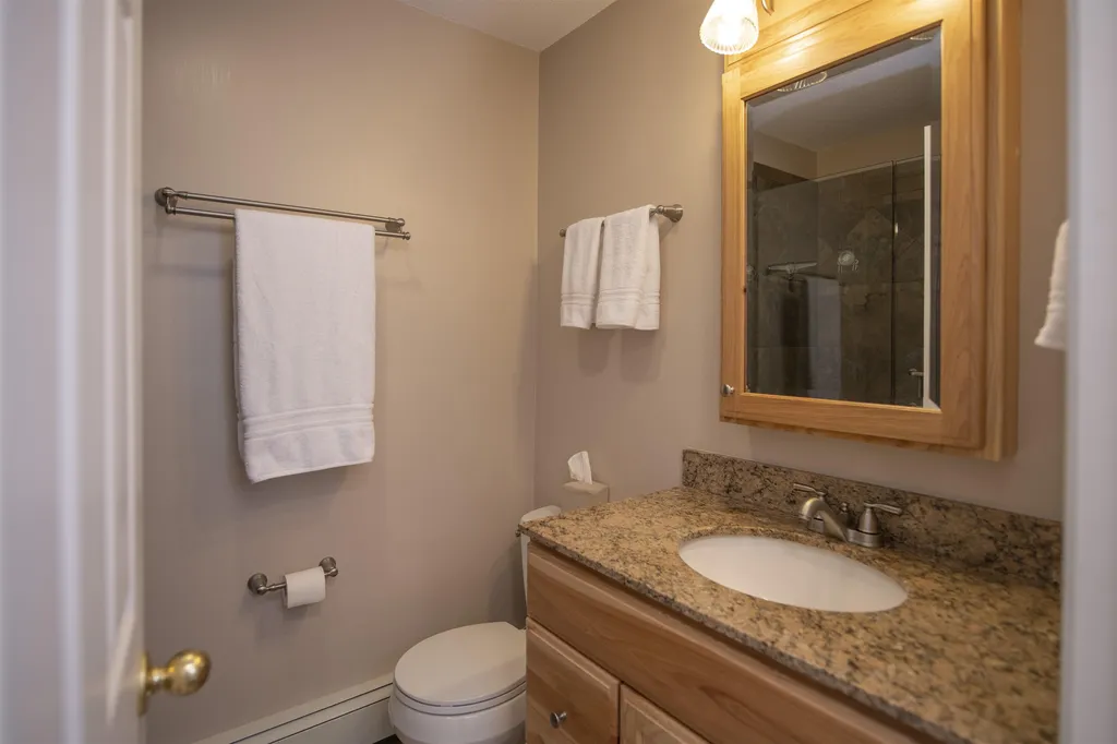 416 Lyman Batcheller Road Hartford VT 05059