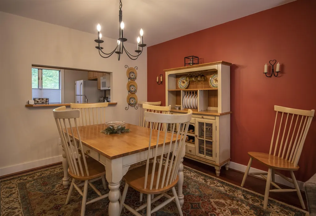 416 Lyman Batcheller Road Hartford VT 05059