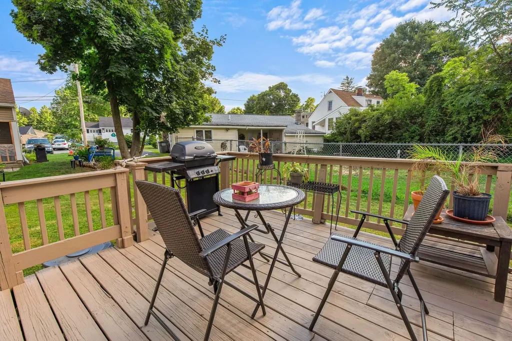 10 Orchard Terrace Salem NH 03079