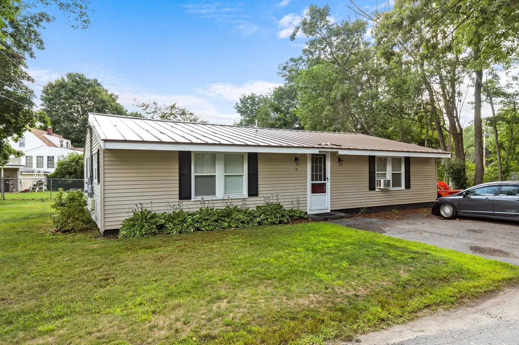 10 Orchard Terrace Salem NH 03079