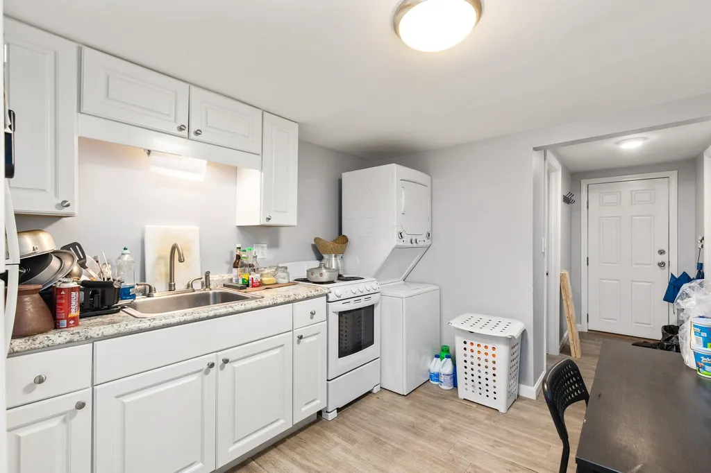 10 Orchard Terrace Salem NH 03079
