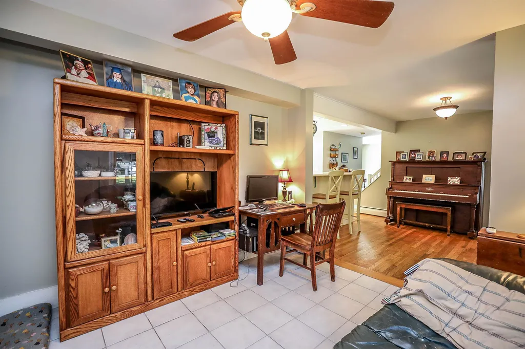 92 Lounsbury Lane Peterborough NH 03458