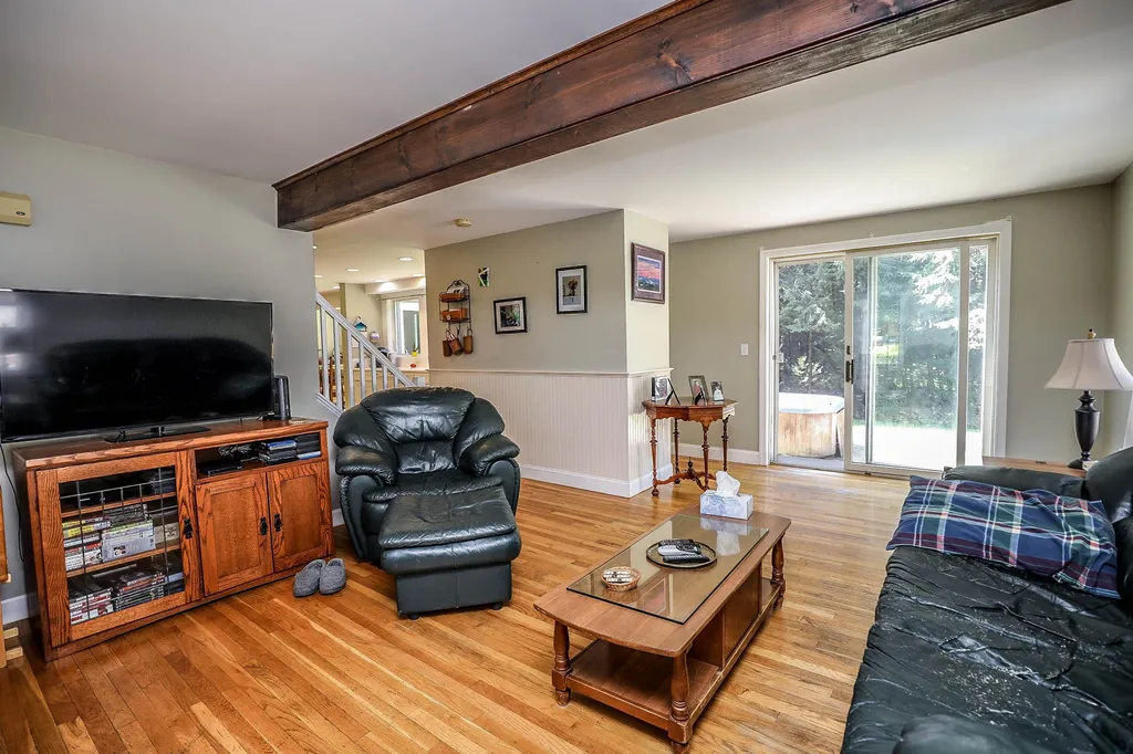 92 Lounsbury Lane Peterborough NH 03458