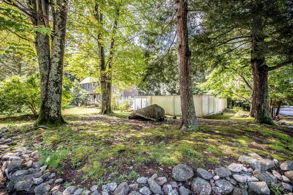 92 Lounsbury Lane Peterborough NH 03458
