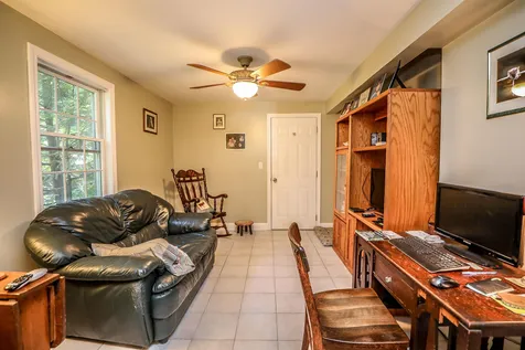 92 Lounsbury Lane Peterborough NH 03458