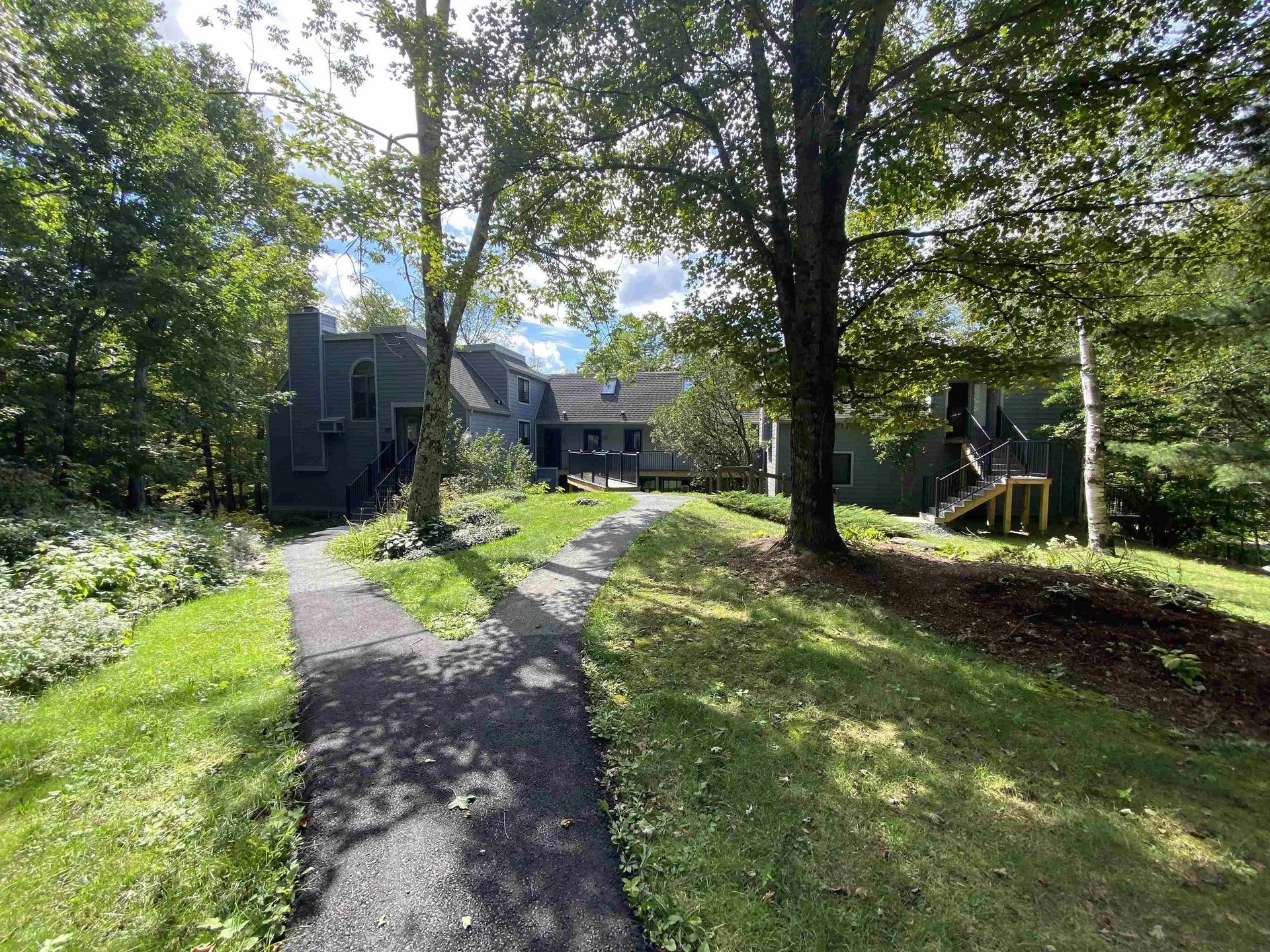 105 Williams Lane Hartford VT 05059