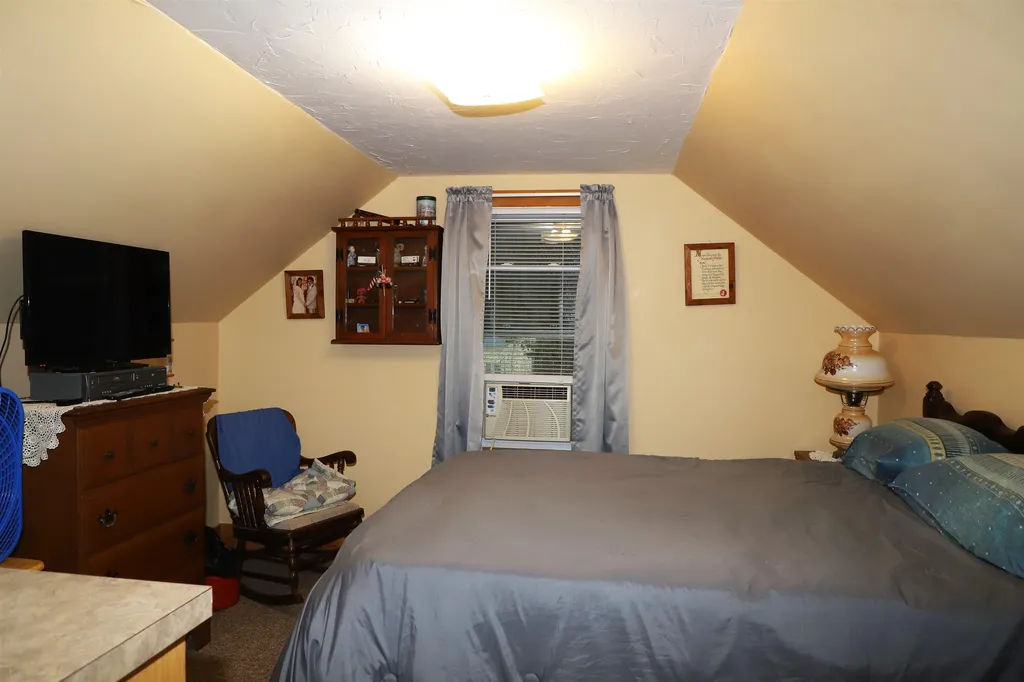 14 Maria Street Claremont NH 03743