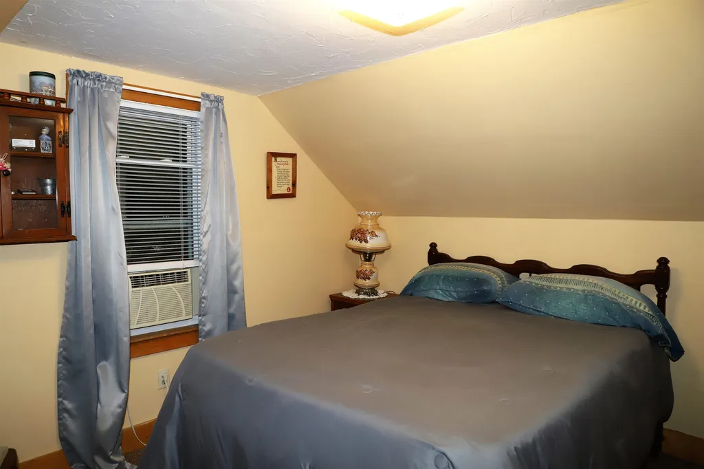 14 Maria Street Claremont NH 03743