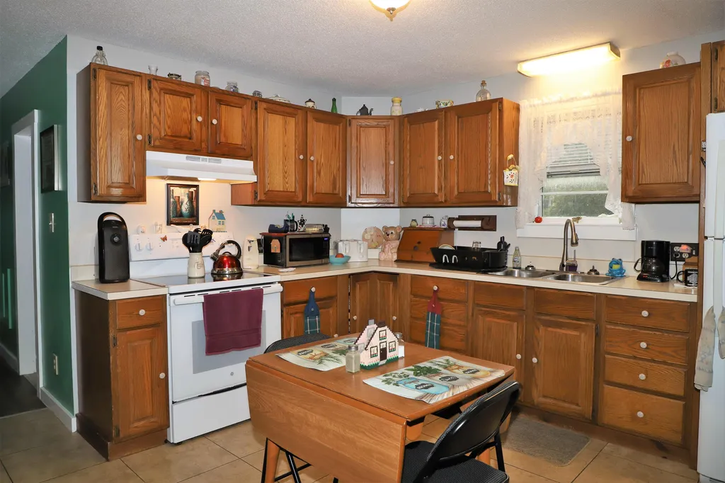 14 Maria Street Claremont NH 03743