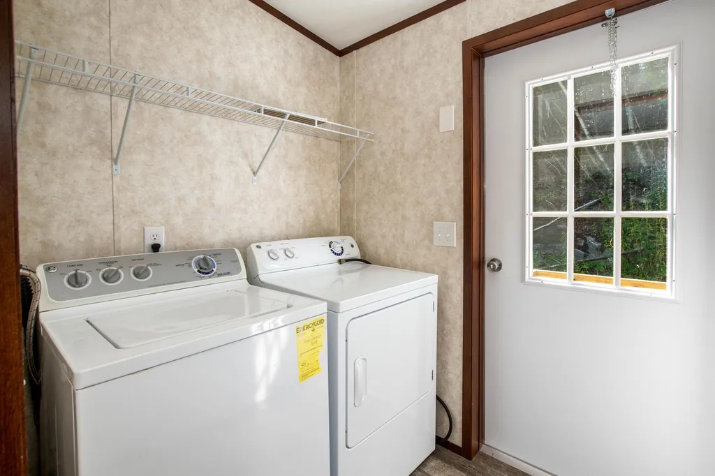 22 Kirkwood Road Hooksett NH 03106