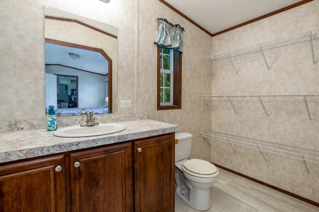 22 Kirkwood Road Hooksett NH 03106
