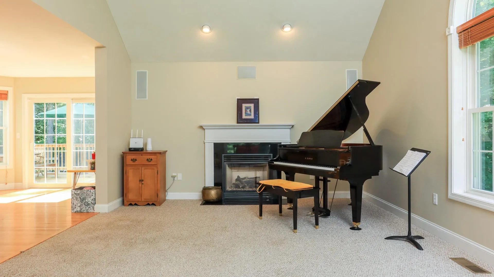 8 Mccurdy Road New Boston NH 03070