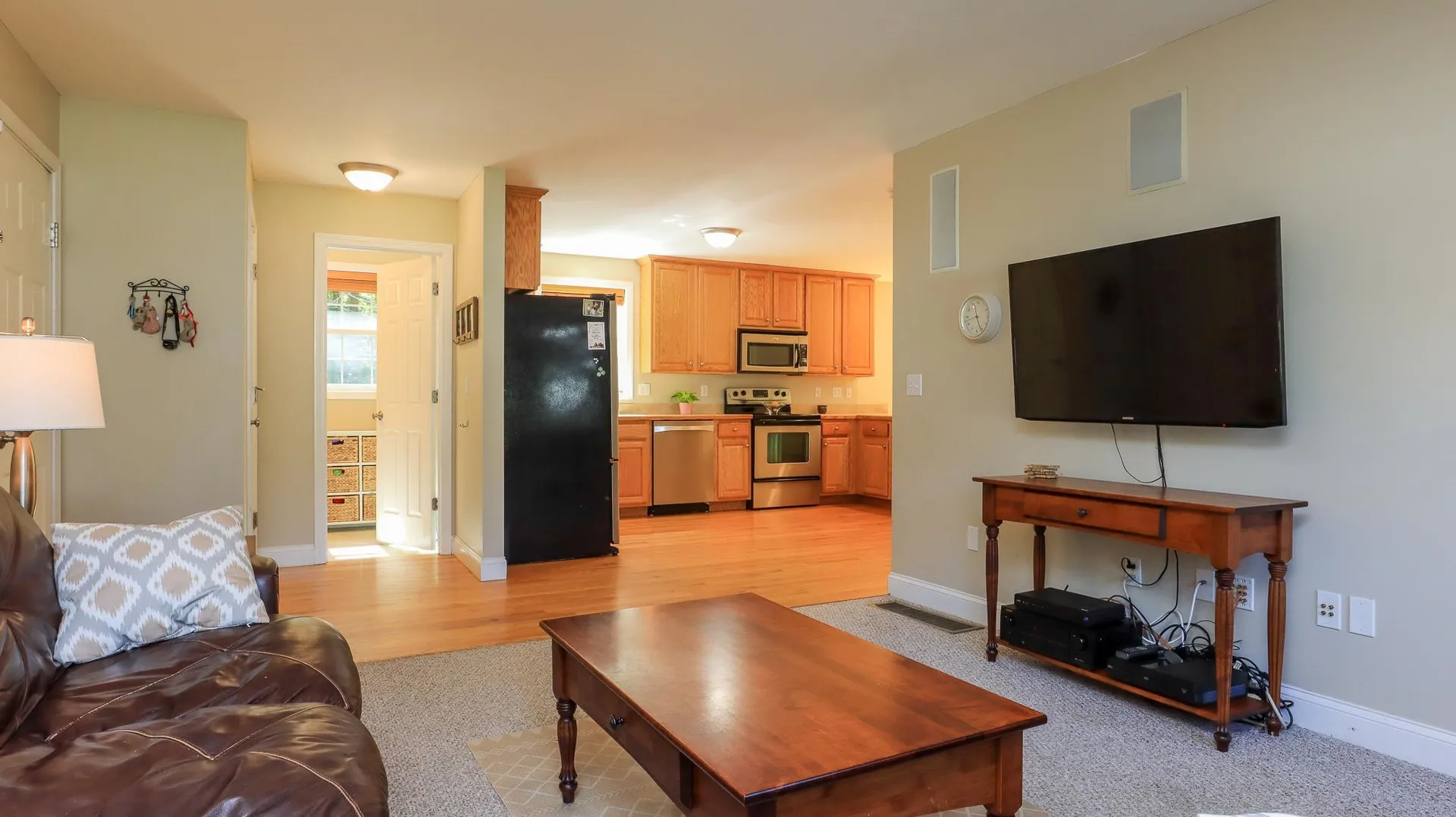 8 Mccurdy Road New Boston NH 03070