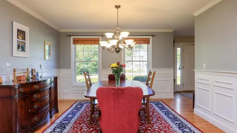 8 Mccurdy Road New Boston NH 03070
