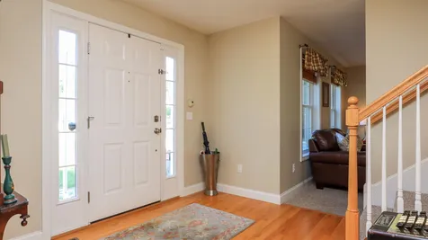 8 Mccurdy Road New Boston NH 03070