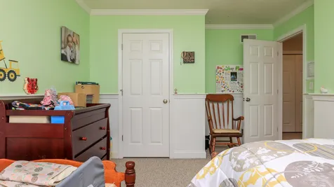 8 Mccurdy Road New Boston NH 03070