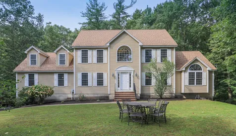 62 Mitchell Pond Road Windham NH 03087