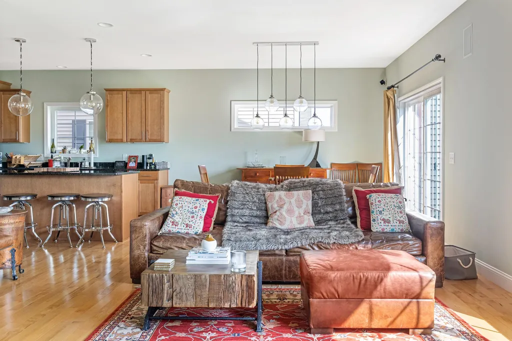 37 Winesap Lane South Burlington VT 05403